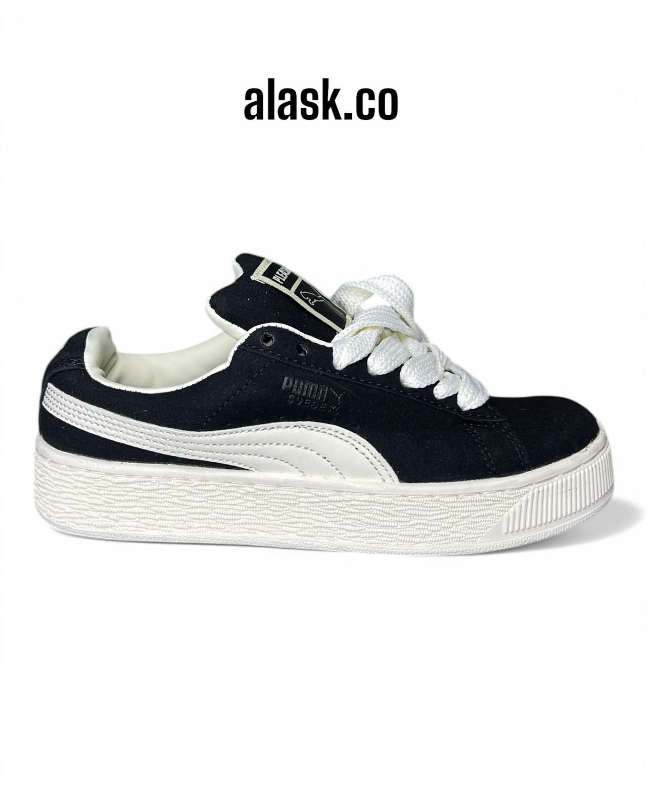 P U M A SUEDE HOMBRE N/B