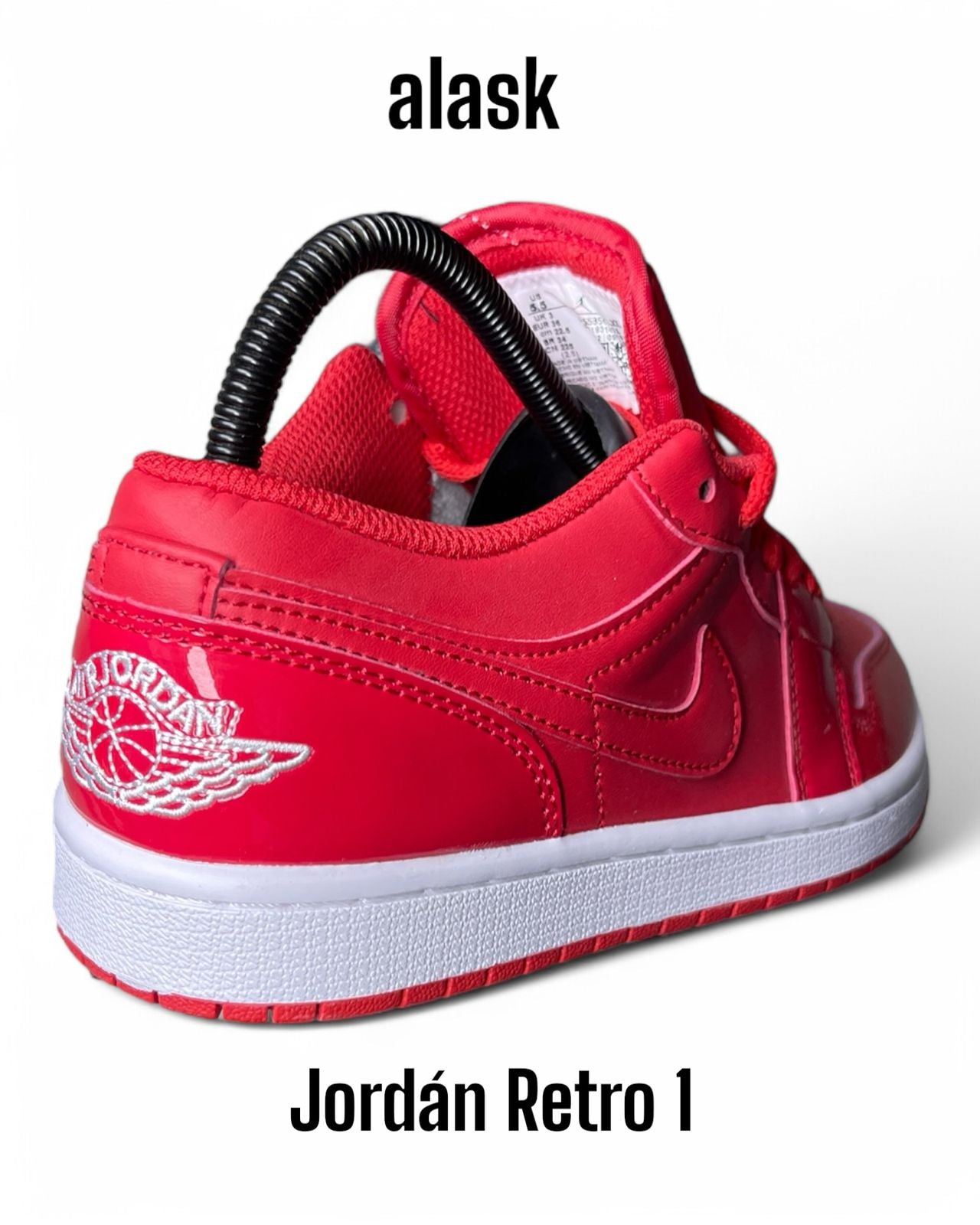 NK RETRO 1 ROJA CHAROL DAMA