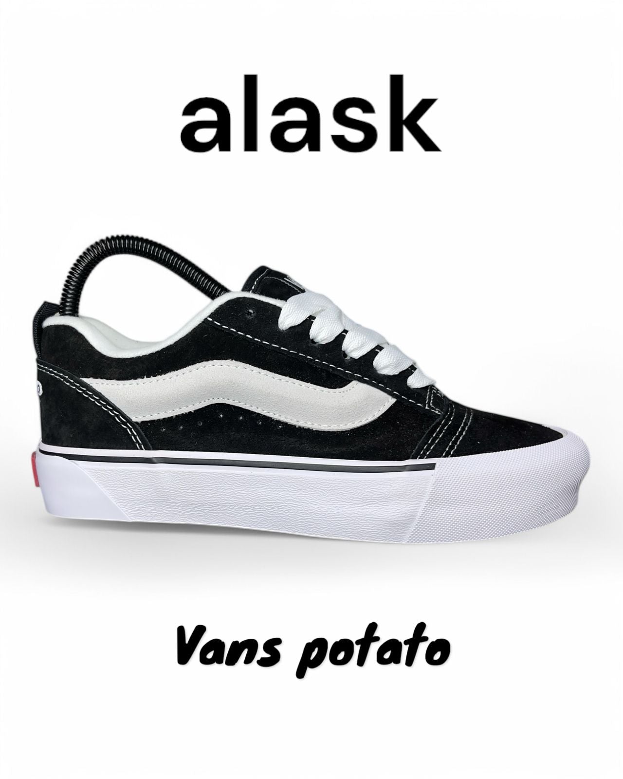 VAN.S POTATO HOMBRE NEGRA BLANCA INCLUYE CORDONES